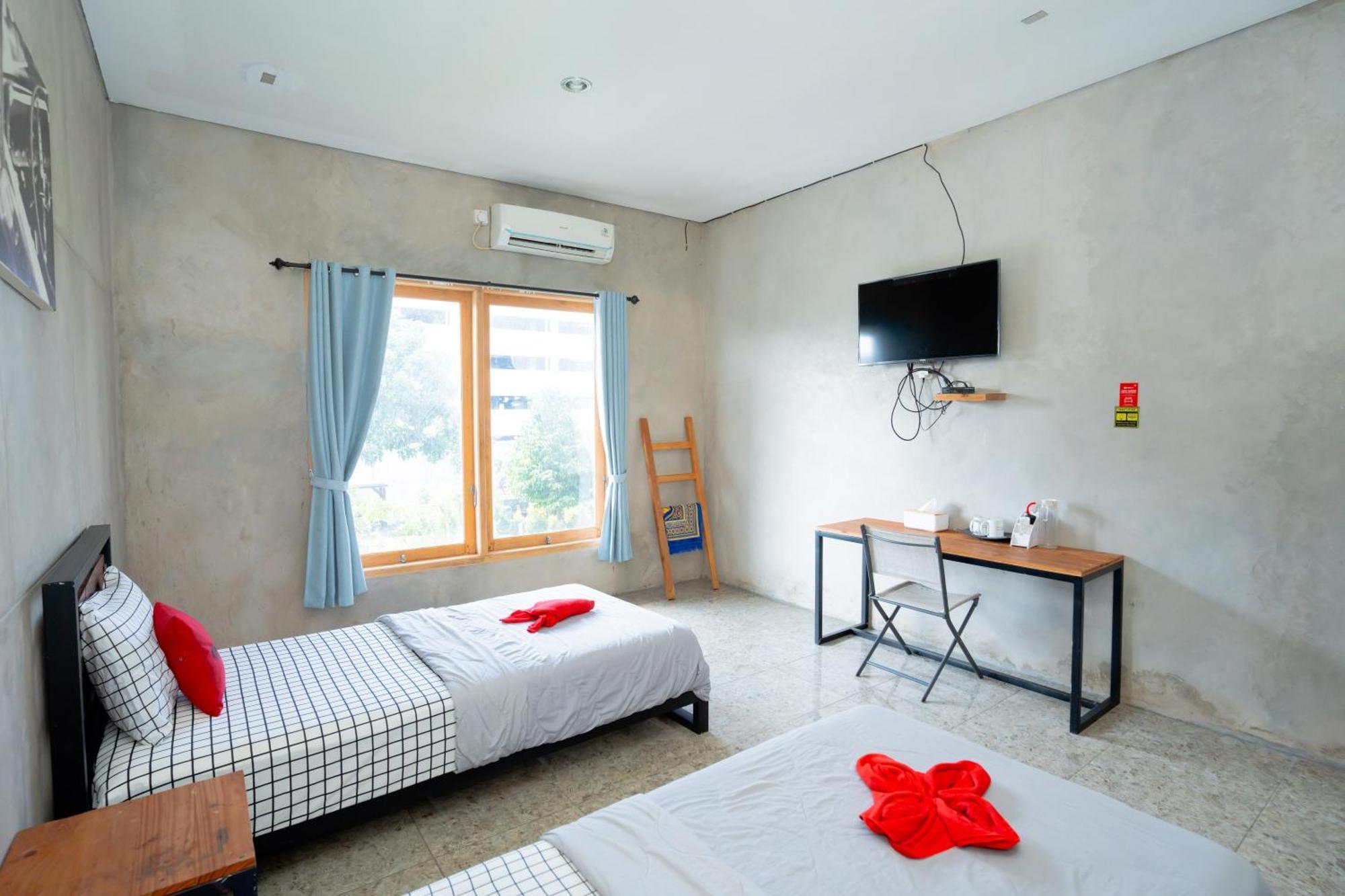 Reddoorz Syariah Near Lombok Epicentrum Mall Mataram Ngoại thất bức ảnh