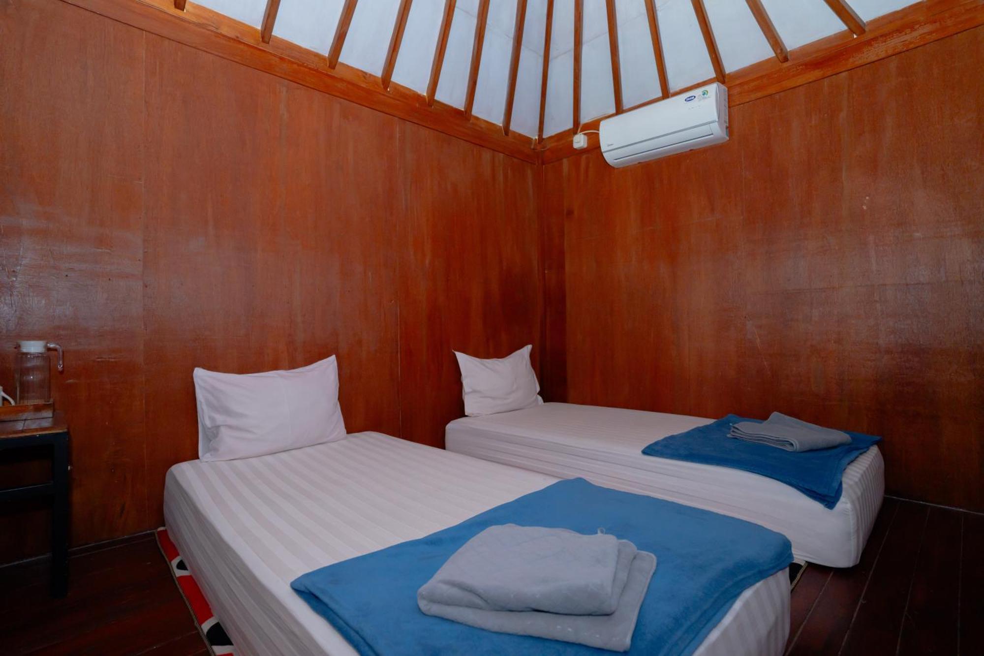 Reddoorz Syariah Near Lombok Epicentrum Mall Mataram Ngoại thất bức ảnh