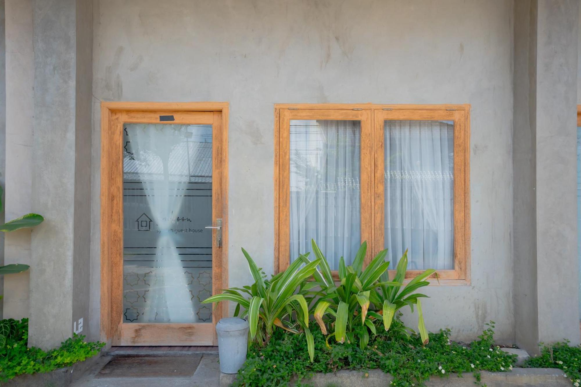 Reddoorz Syariah Near Lombok Epicentrum Mall Mataram Ngoại thất bức ảnh