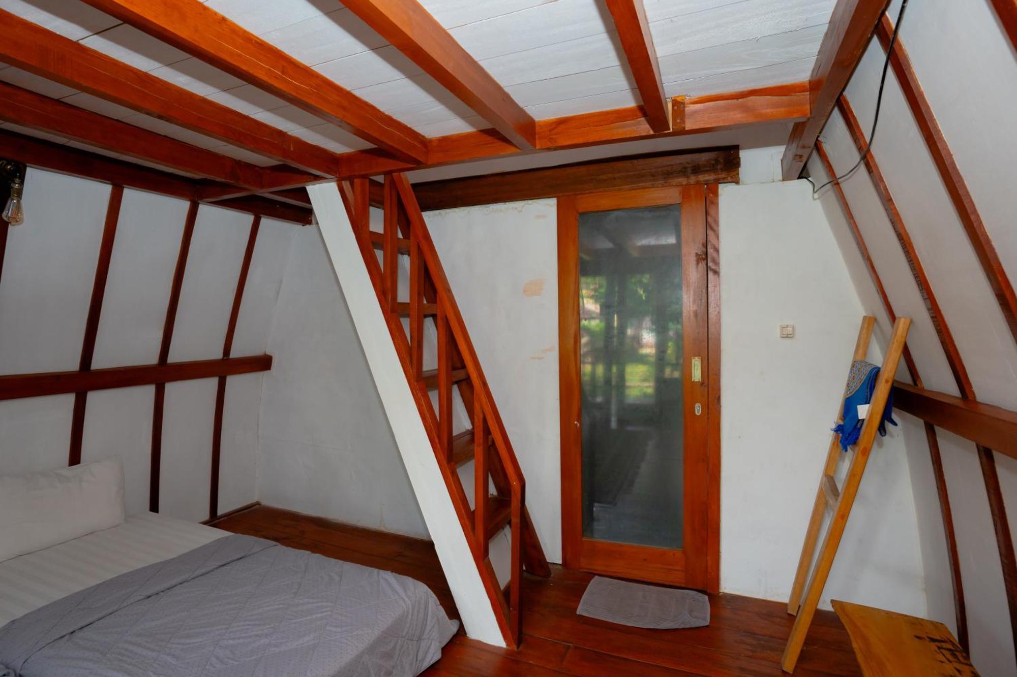 Reddoorz Syariah Near Lombok Epicentrum Mall Mataram Ngoại thất bức ảnh