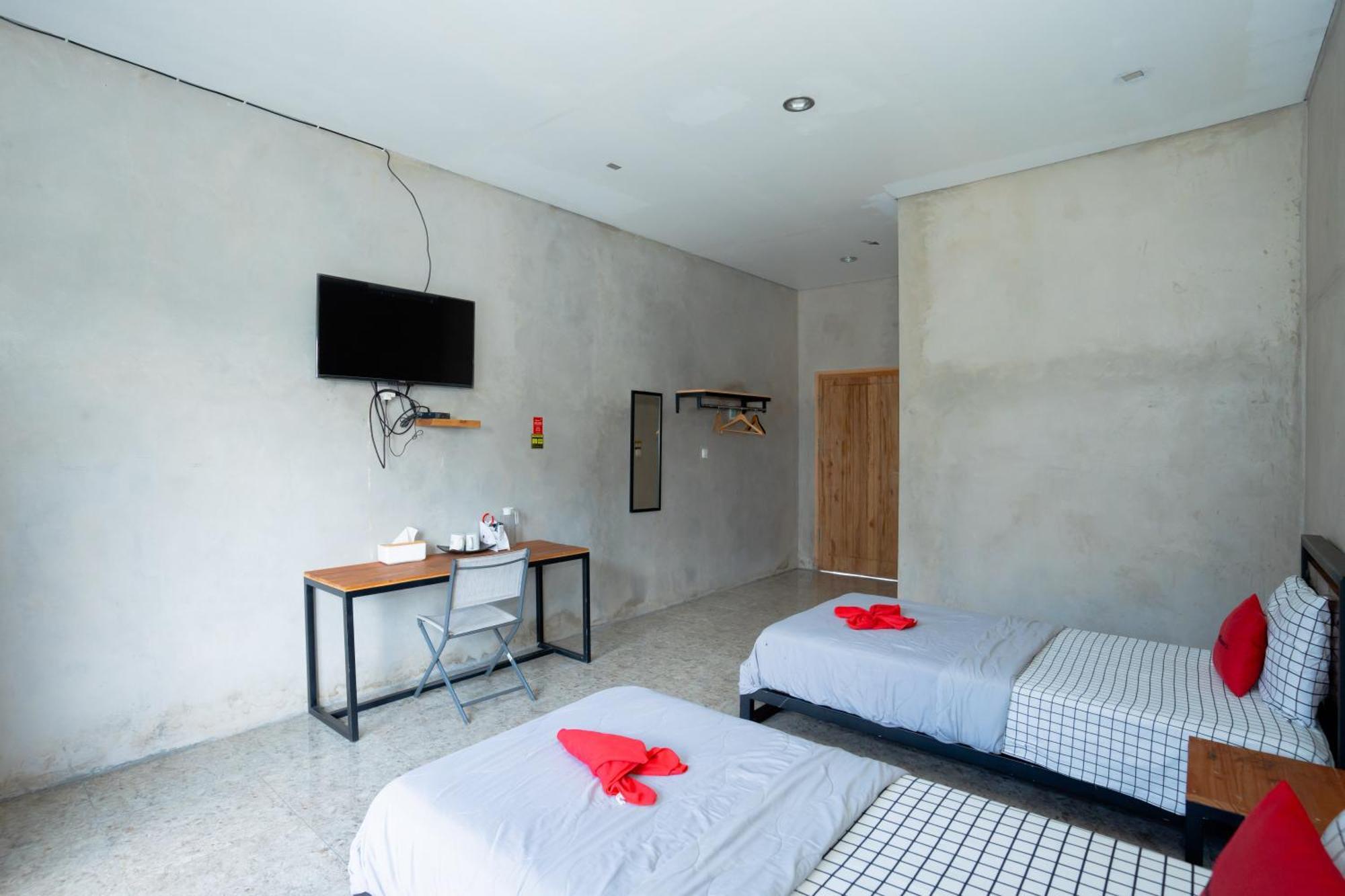 Reddoorz Syariah Near Lombok Epicentrum Mall Mataram Ngoại thất bức ảnh