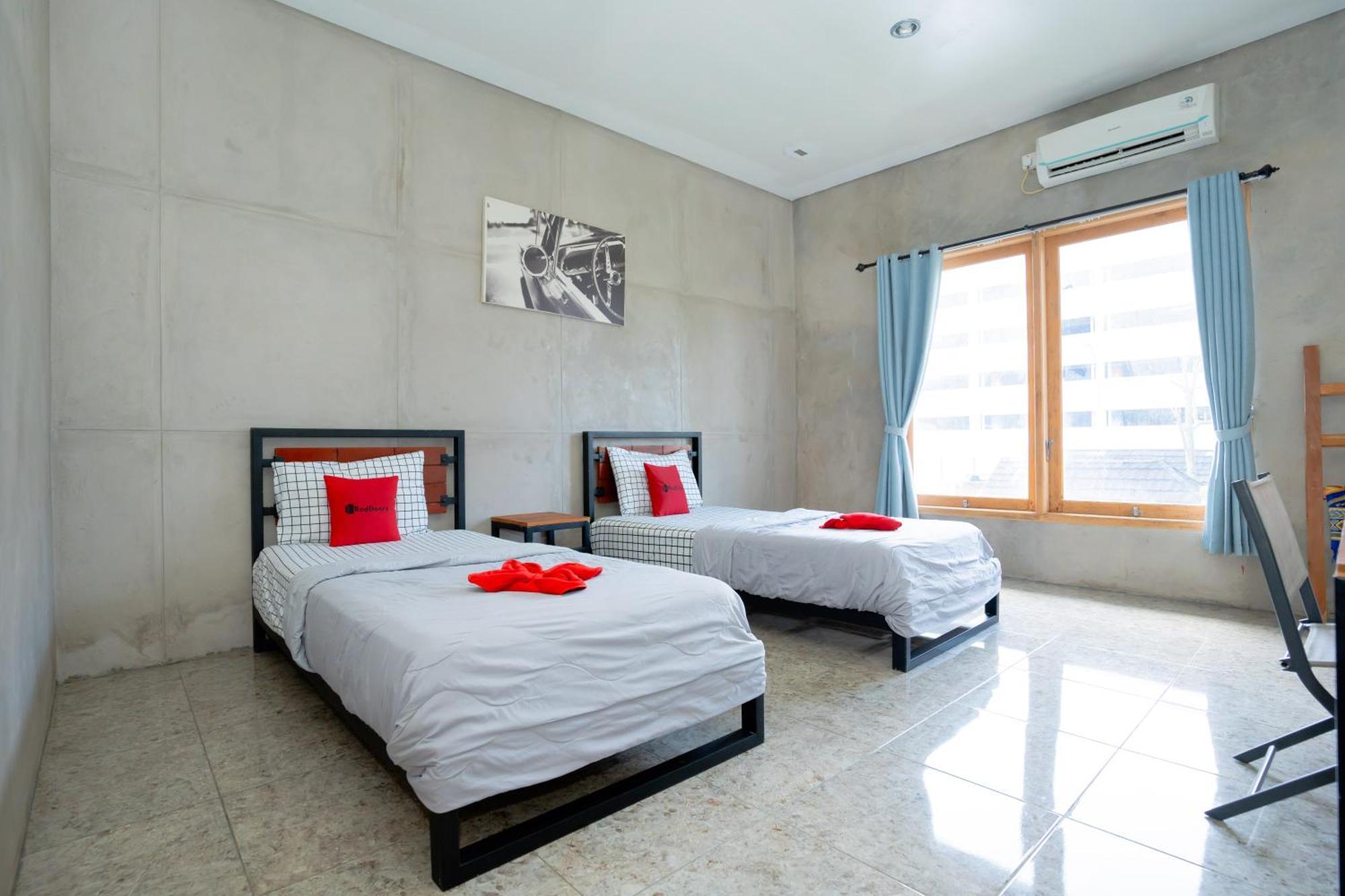 Reddoorz Syariah Near Lombok Epicentrum Mall Mataram Ngoại thất bức ảnh